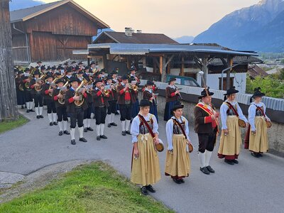 2024 Weckruf durch die Gemeinde