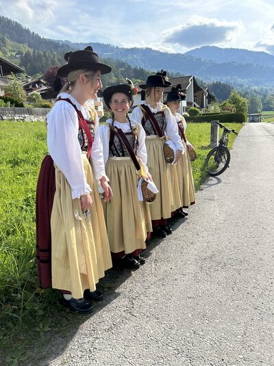 2024 Weckruf durch die Gemeinde